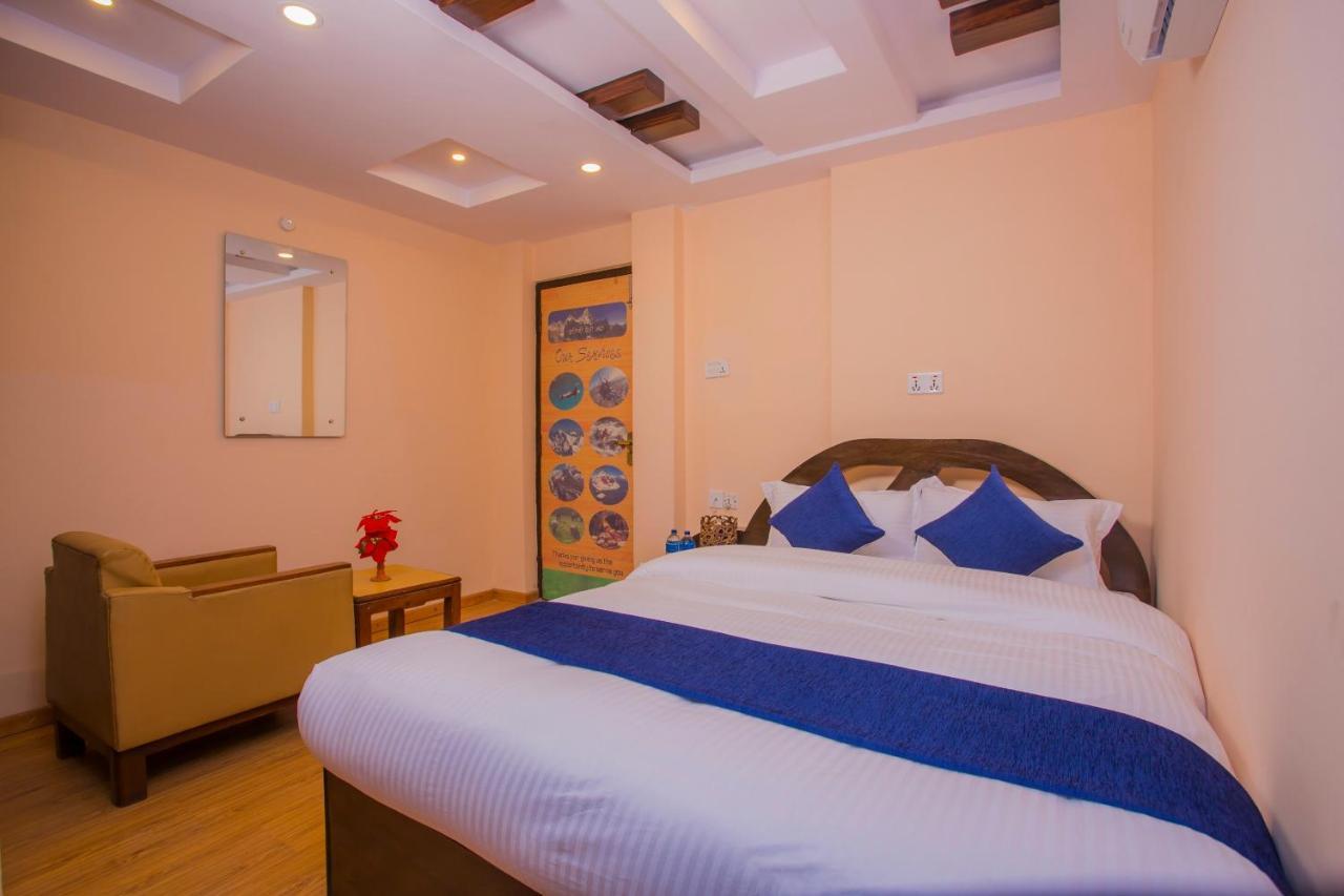 Oyo Hotel Antique Kutty Kathmandu Luaran gambar