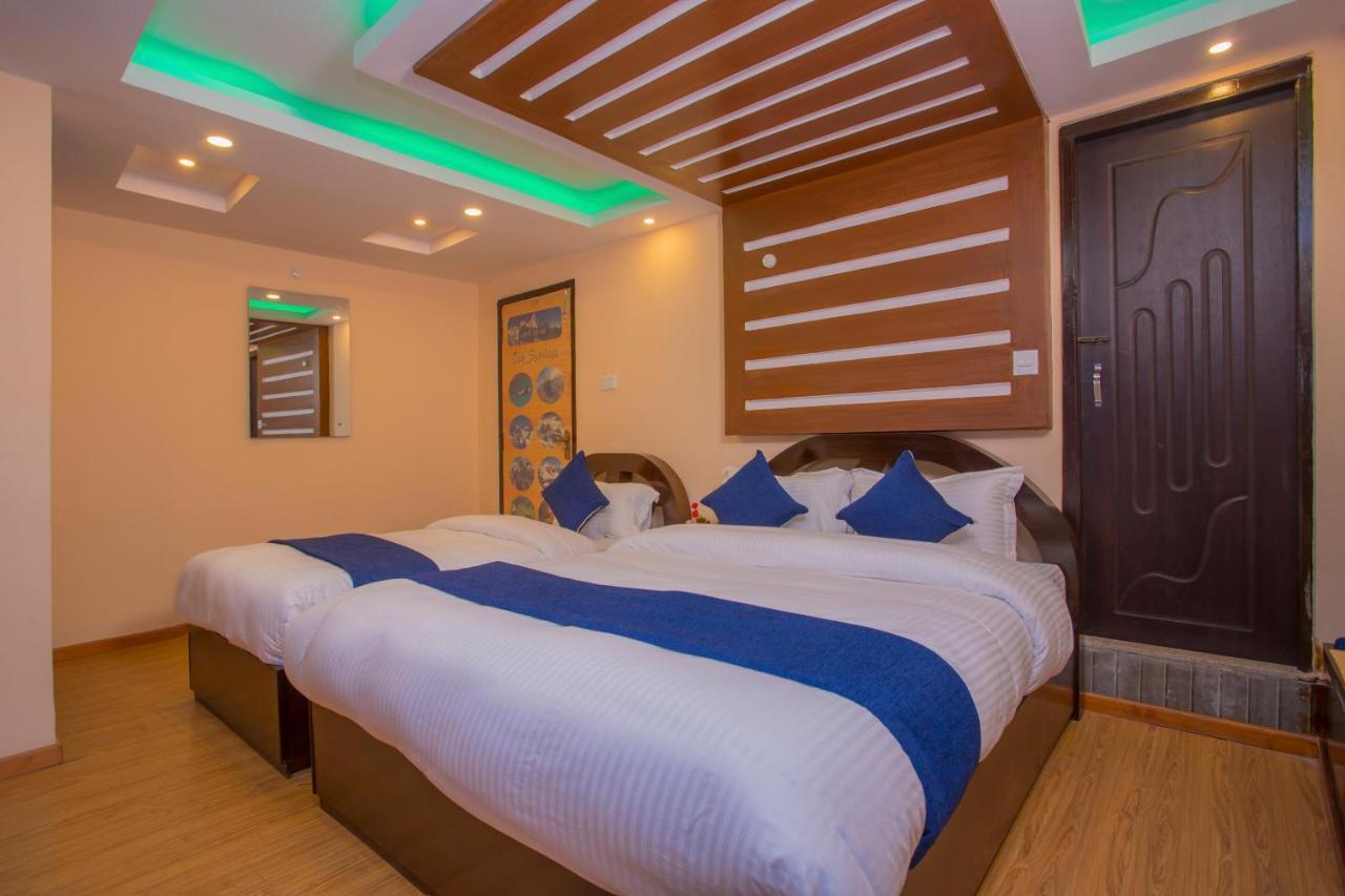Oyo Hotel Antique Kutty Kathmandu Luaran gambar